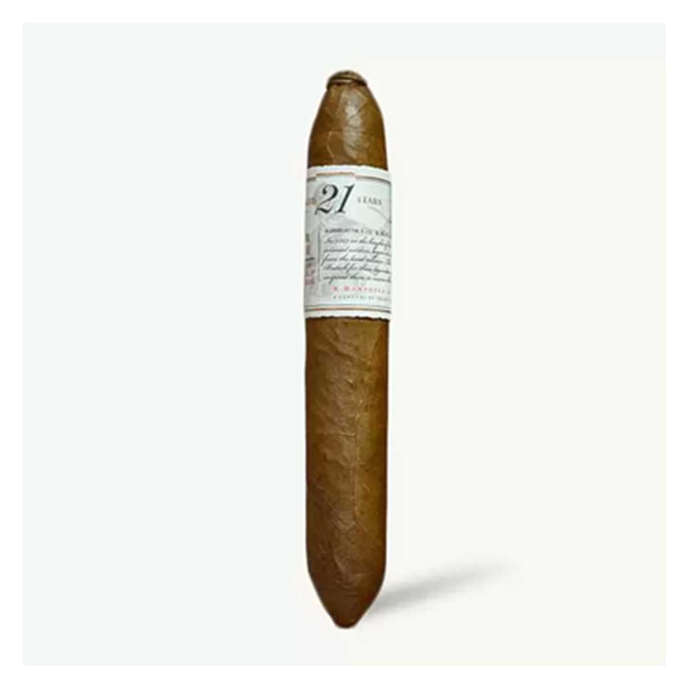 Gurkha-Cellar-Reserve-21Y-Kracken-XO-2