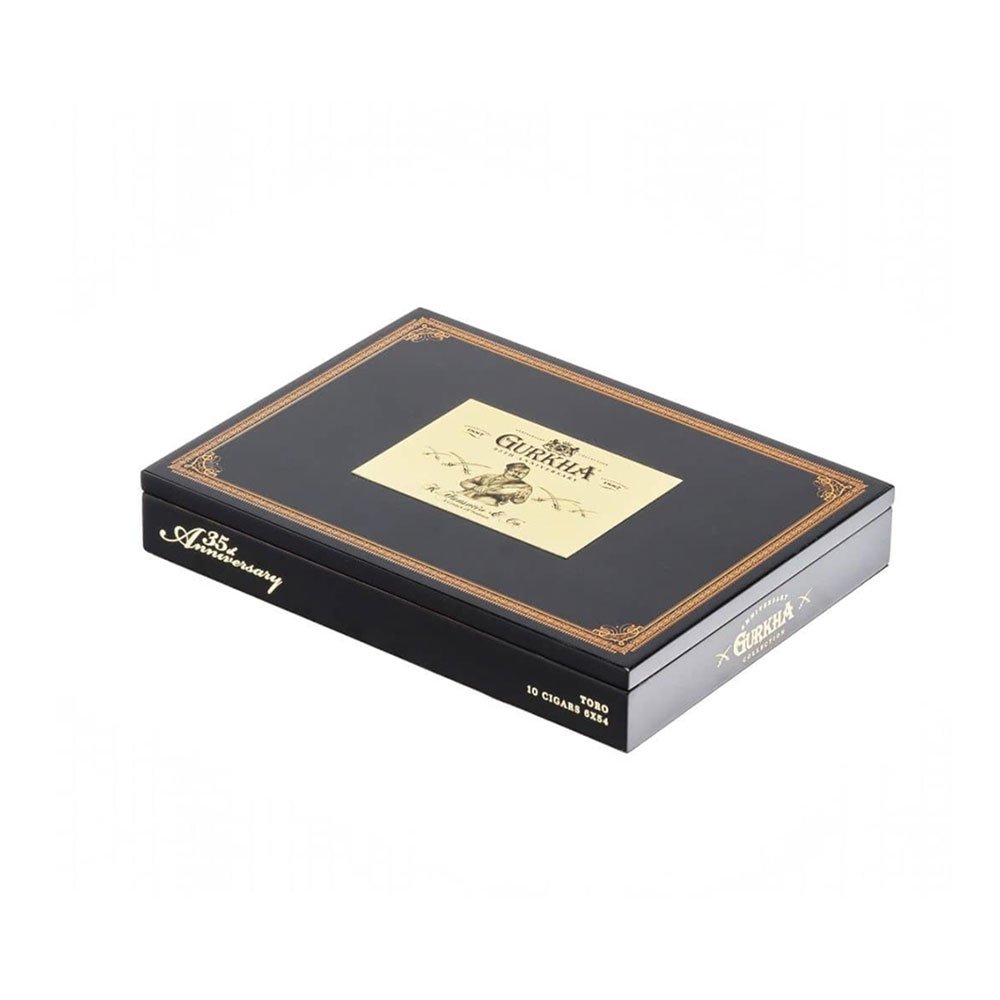 Gurkha-private-select-toro-3